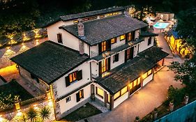 Villa Lara